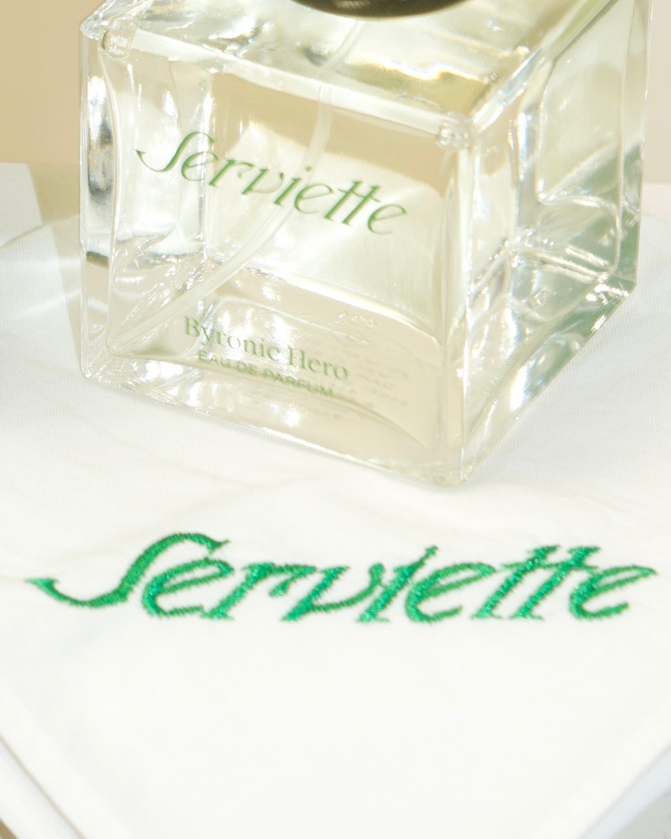 Serviette Byronic Hero