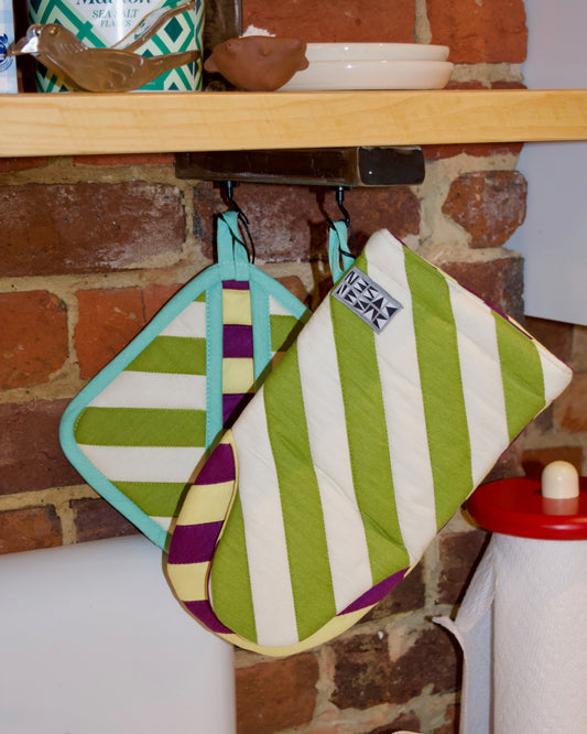 Dusen Dusen Striped Oven Mitt
