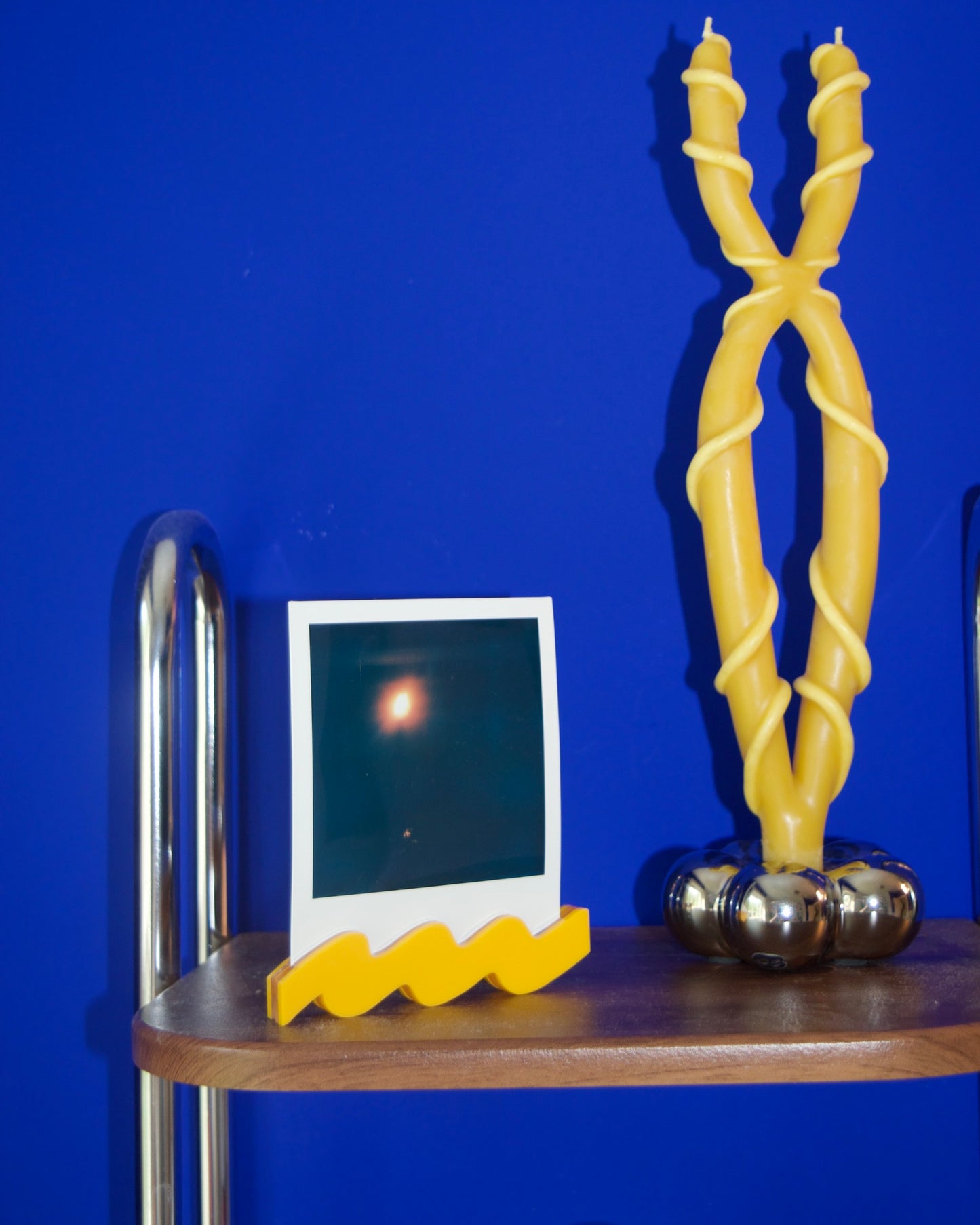 polaroid squiggle stand | primary collection