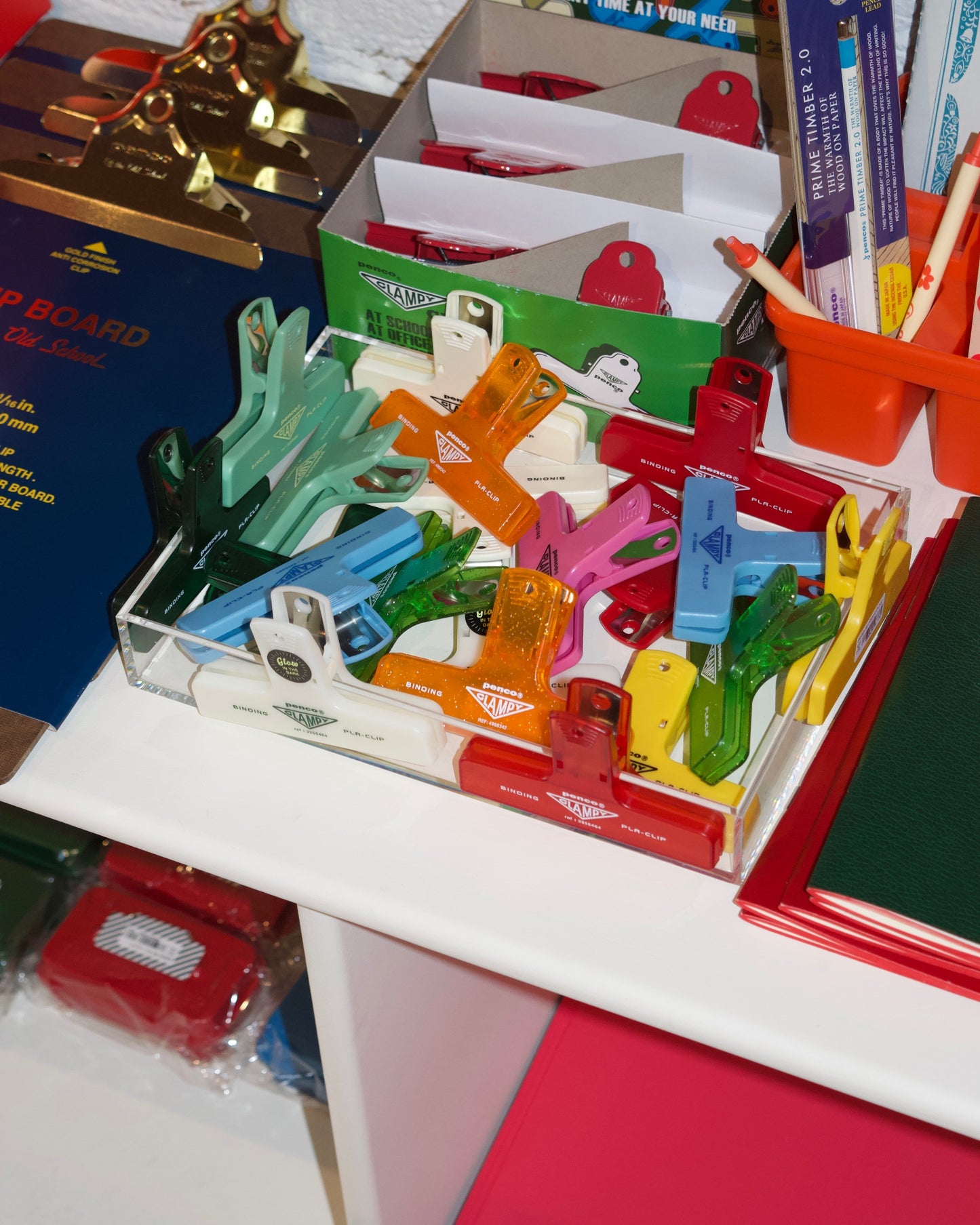 Clampy Plastic Clip