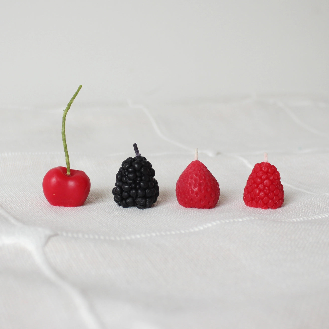 Mixed Berry Beeswax Birthday Candles 4 Pack