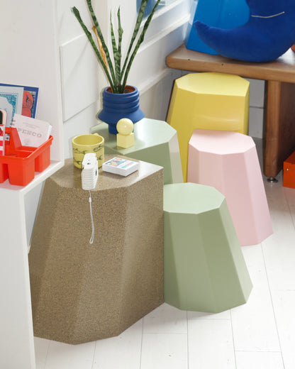Arnoldino Stools