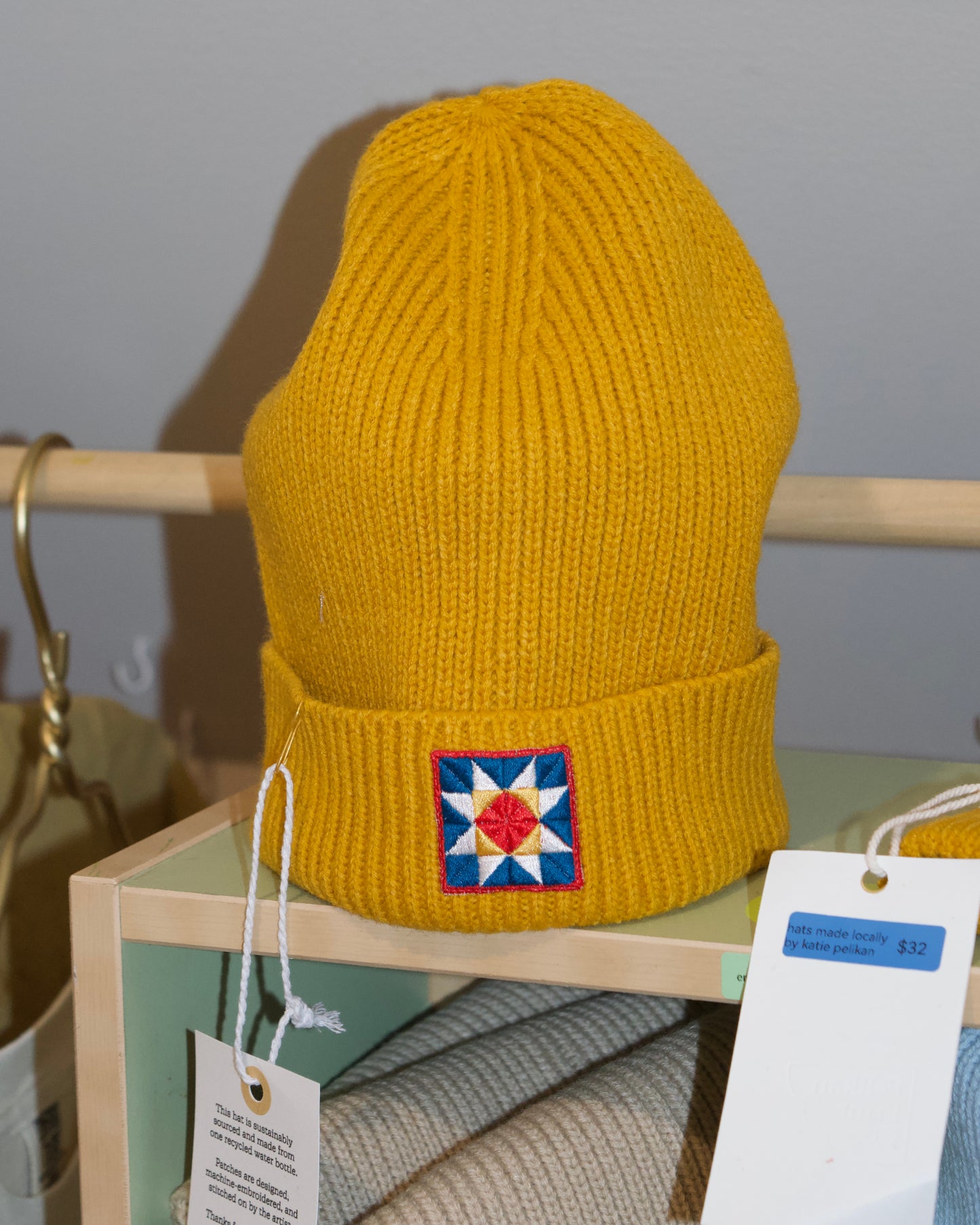 Pelikan Beanie Hat