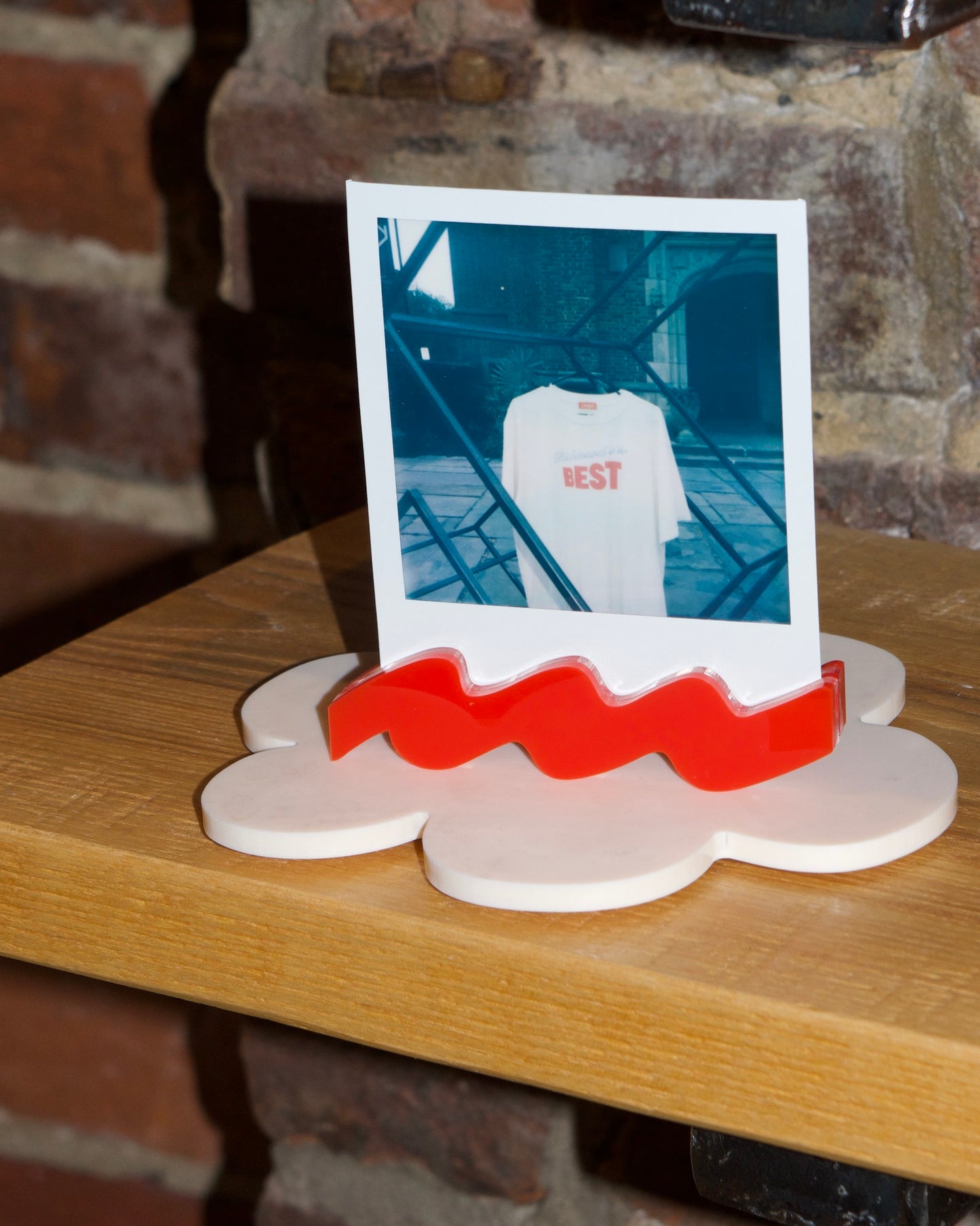 polaroid squiggle stand | primary collection