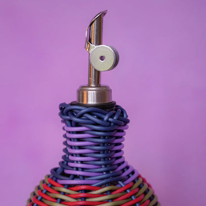 Woven Oil Pourer