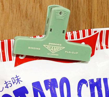 Clampy Plastic Clip