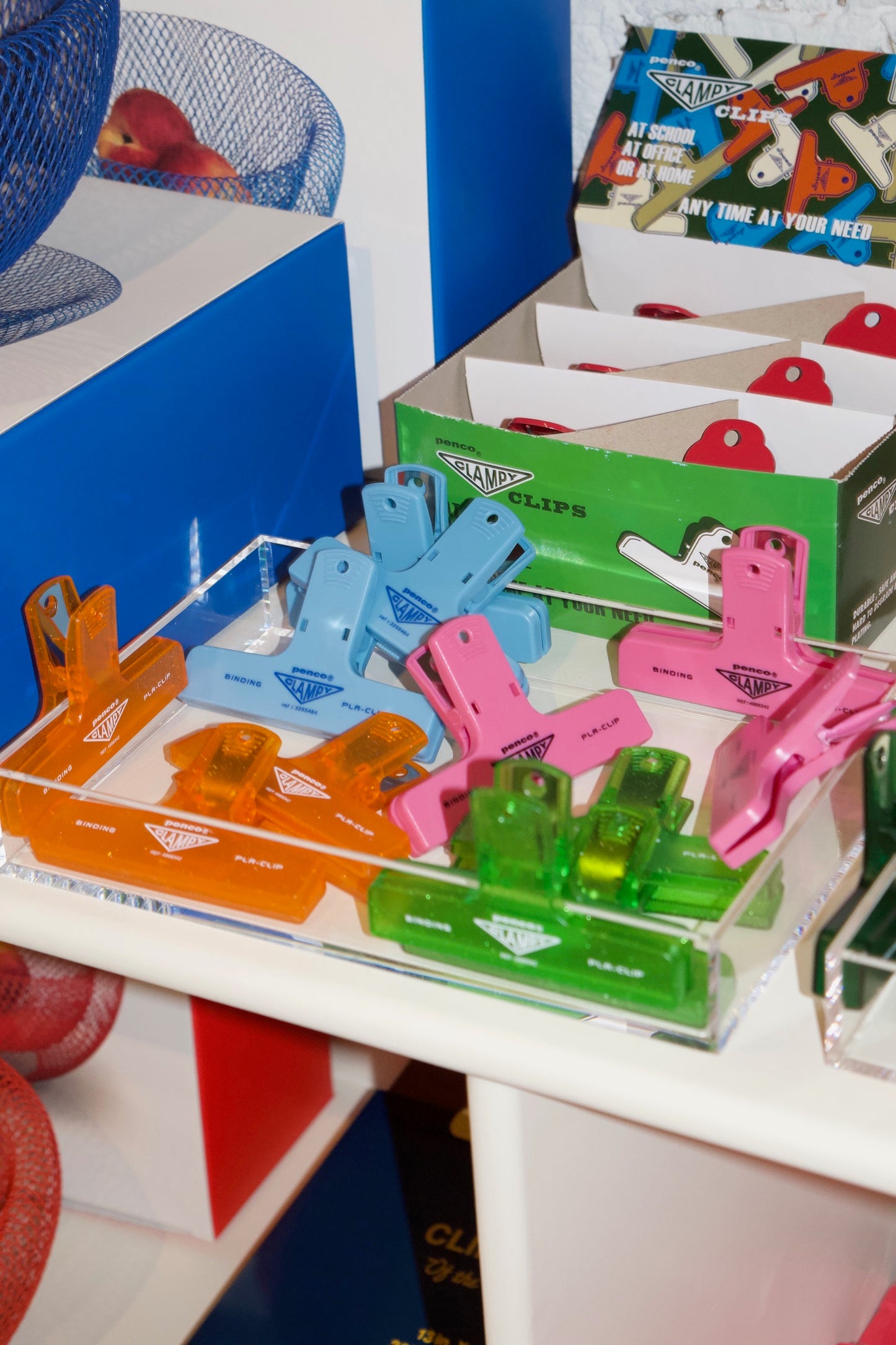 Clampy Plastic Clip