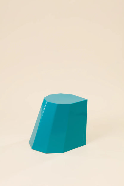 Arnoldino Stools