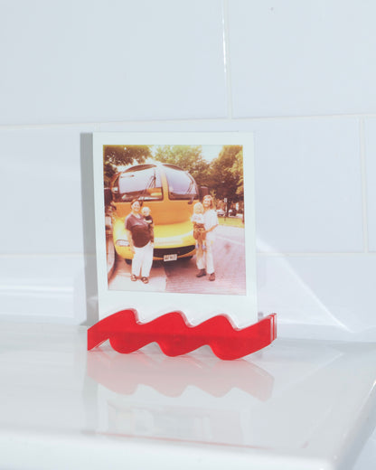 polaroid squiggle stand | frosted collection