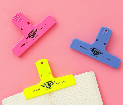 Clampy Plastic Clip