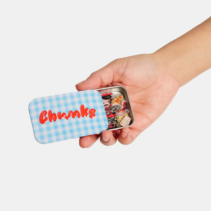 Bobby pin set in tin
