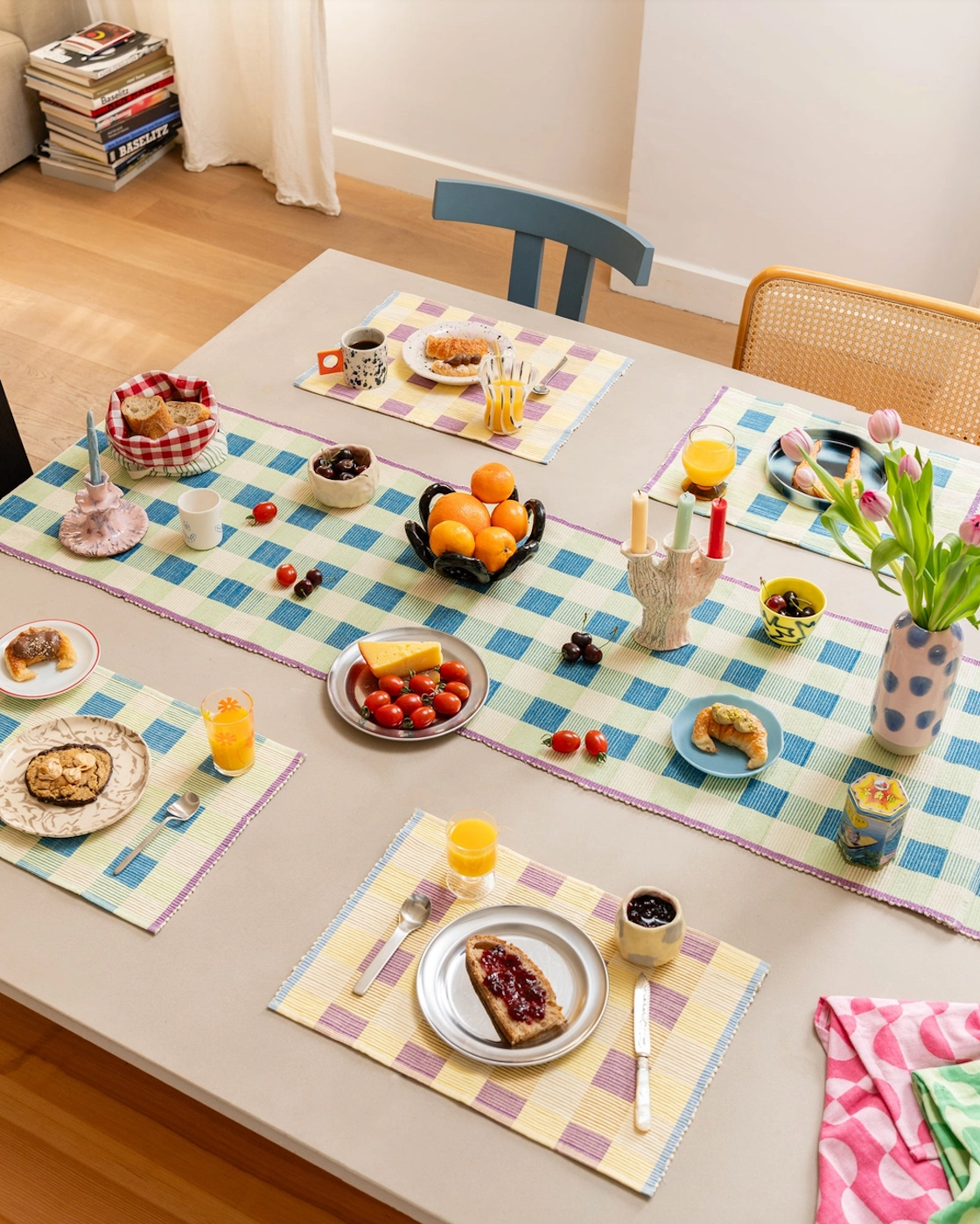 Merienda Table Runner