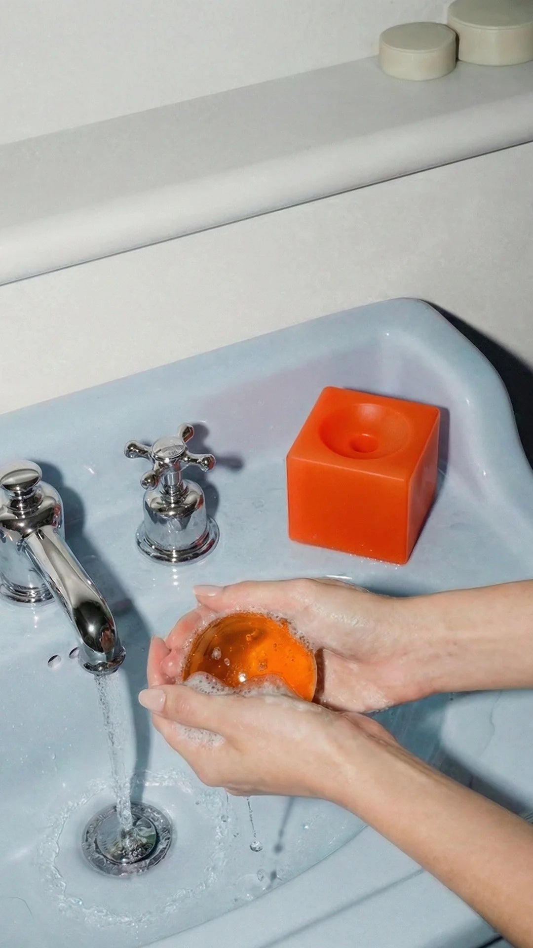 Matias Moellenbach OBA Soap & Stand | Papaya
