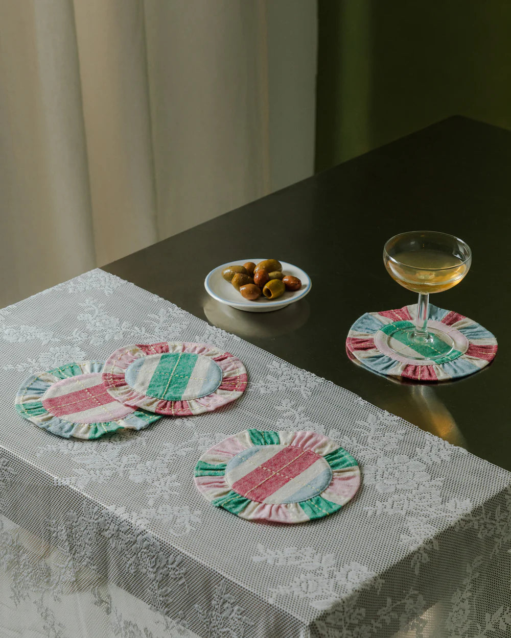Ruffled Coaster Set