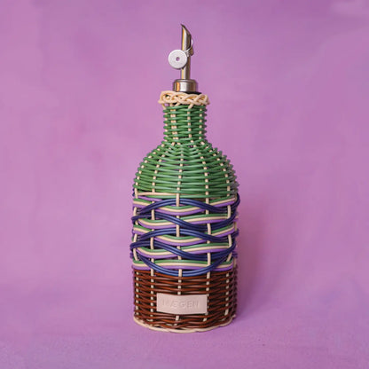 Woven Oil Pourer