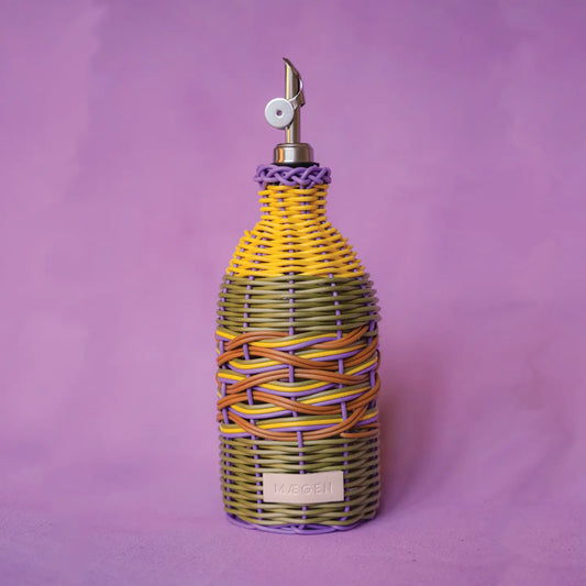 Woven Oil Pourer