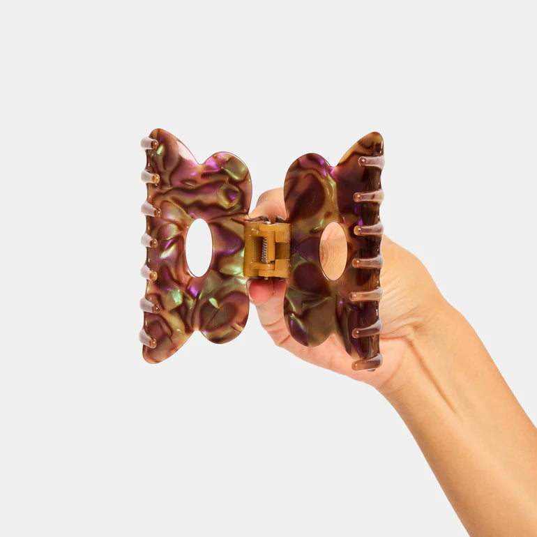 Flower Claw by Chunks